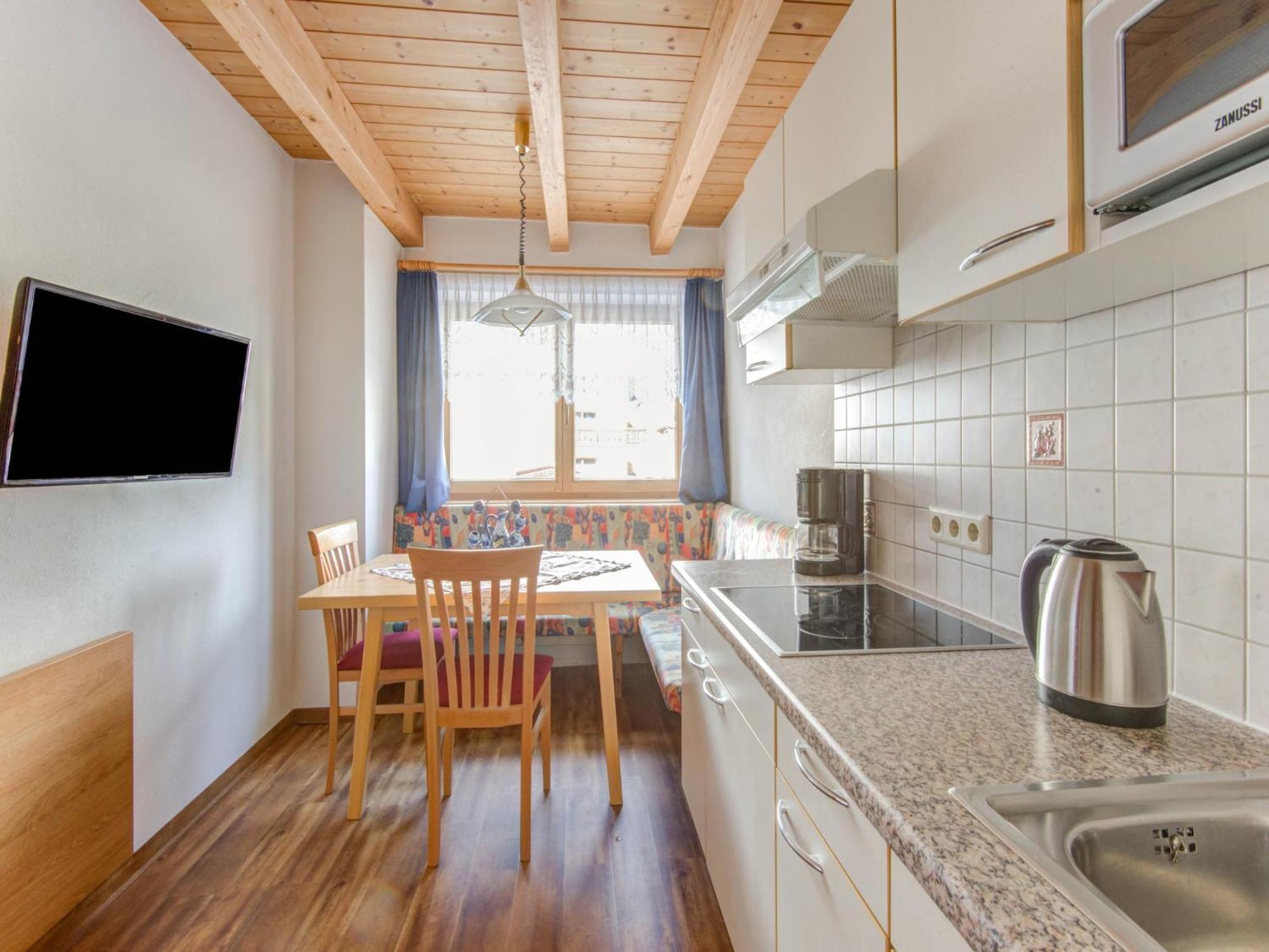 Comfortable Apartment In L Ngenfeld With Ski Storage Langenfeld Exterior photo