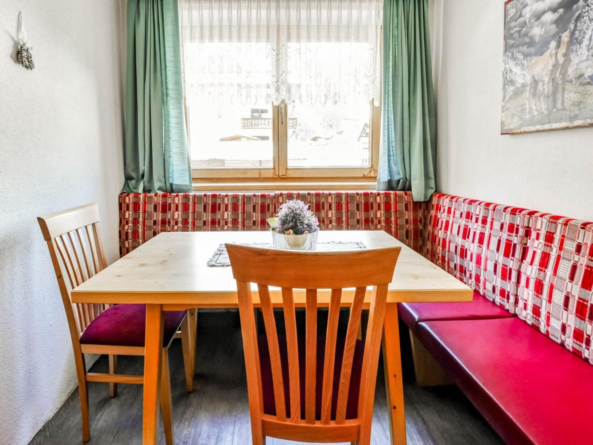 Comfortable Apartment In L Ngenfeld With Ski Storage Langenfeld Exterior photo